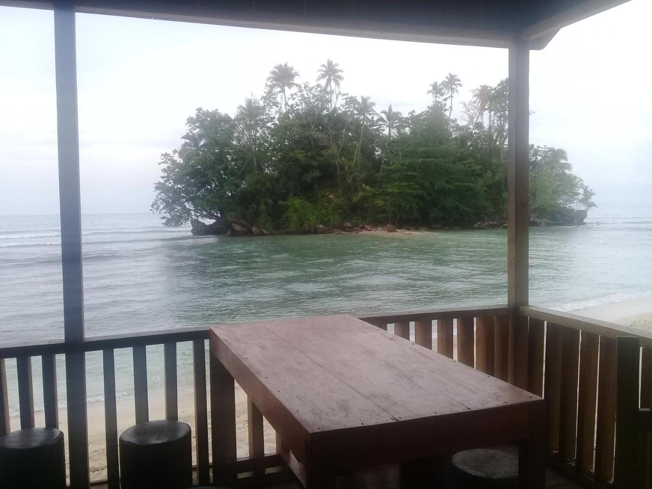 Nusa Nalan Beach Resort Rumah Olat Экстерьер фото