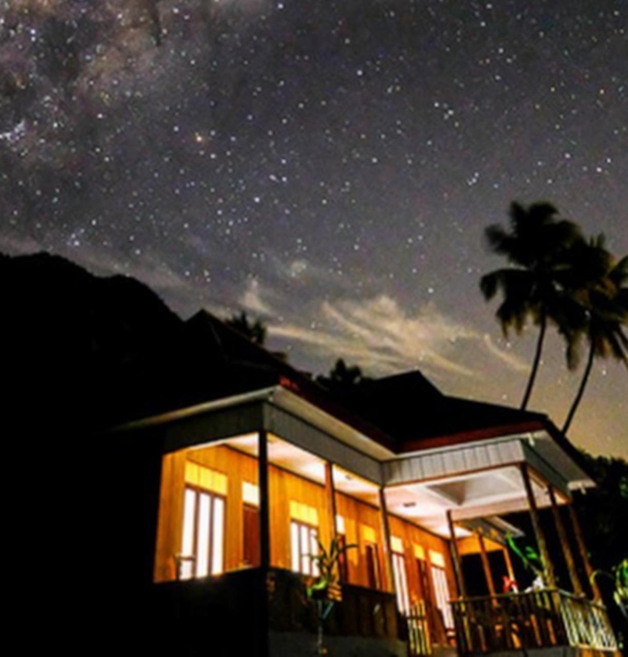 Nusa Nalan Beach Resort Rumah Olat Экстерьер фото